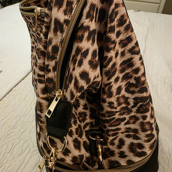 Leopard Print Women's Travel Bag with Black & Gold Accents - Picture 7 of 8